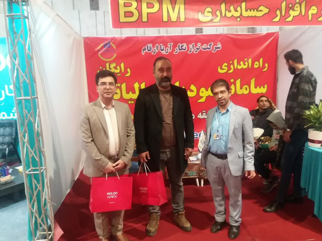 افتخار میزبانی از جناب آقای دکتر عبدی، ریاست محترم سازمان تامین اجتماعی شعبه 1 قم در غرفه نمایشگاه الکامپ - دی ماه 1402